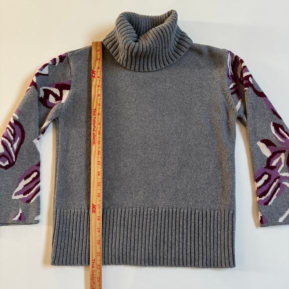 CAbi Eden Pullover Turtleneck Sweater Sz Small EUC Floral Bell Sleeves Gray 3704 - Picture 9 of 12